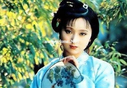 摸乳房，很讲究技巧的。。。。(真人动态图解）