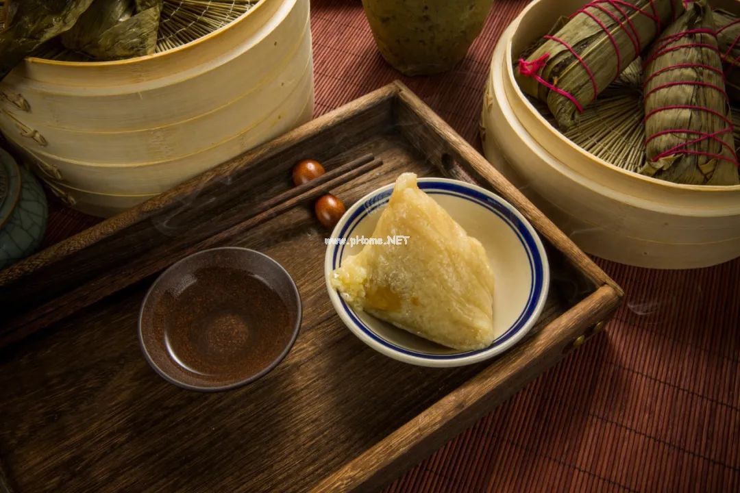 端午传说：法力高强的白娘子为何偏偏怕那一杯雄黄酒？