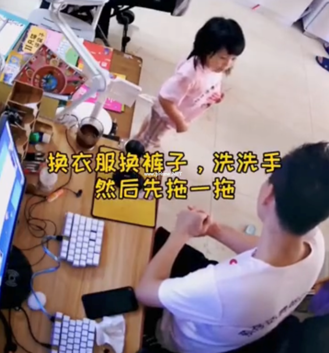 女儿说长大要当清洁工，爸爸的回答太赞了！