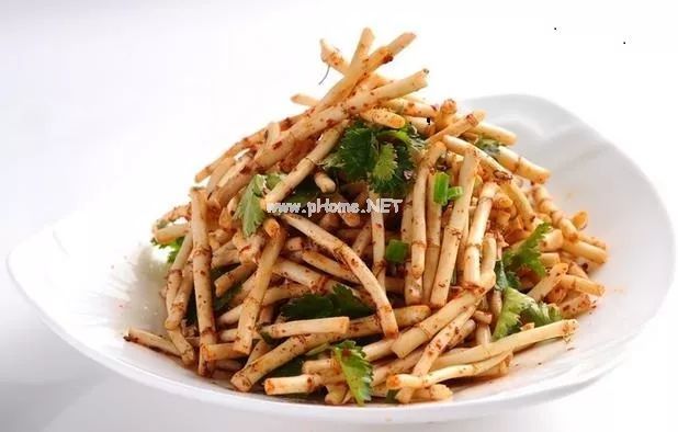 炎炎夏日，最宜吃的一道清热解毒佳肴——凉拌折耳根