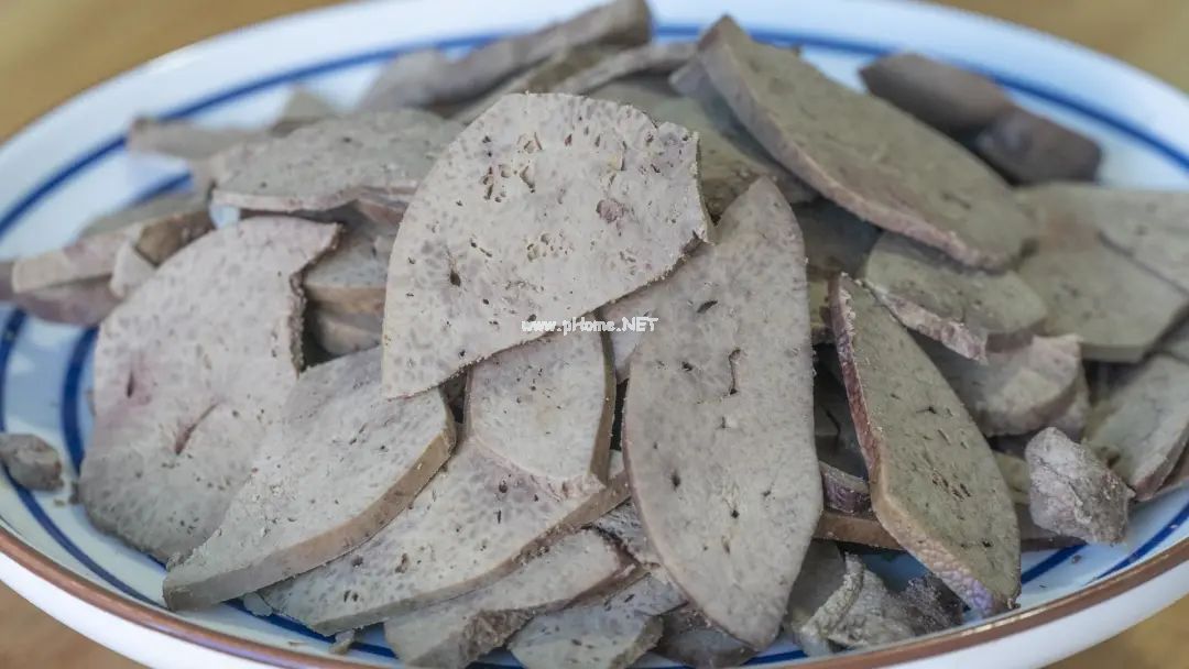 “80岁少生病，百岁不显老”，硒是“长寿元素”，提醒中老年多吃“高硒菜”，比保健品强