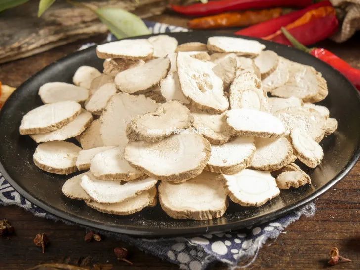 呋喃香豆素，是药！也是药的“公敌”