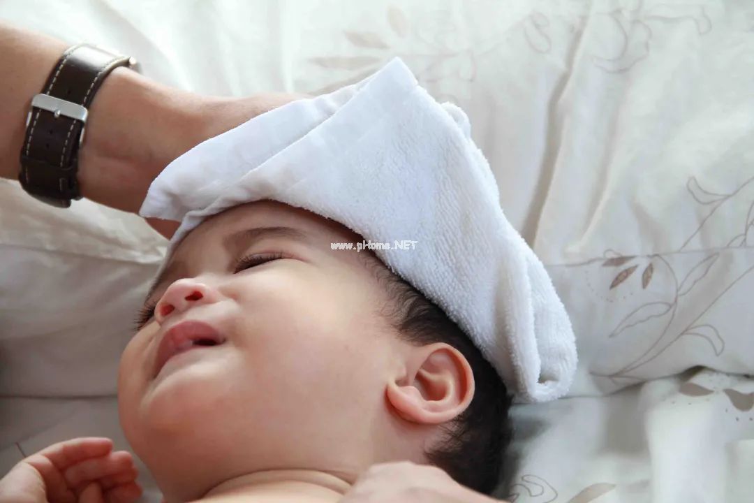 「血癌」专挑孩子下手？血常规报告上有这3种箭头，要当心