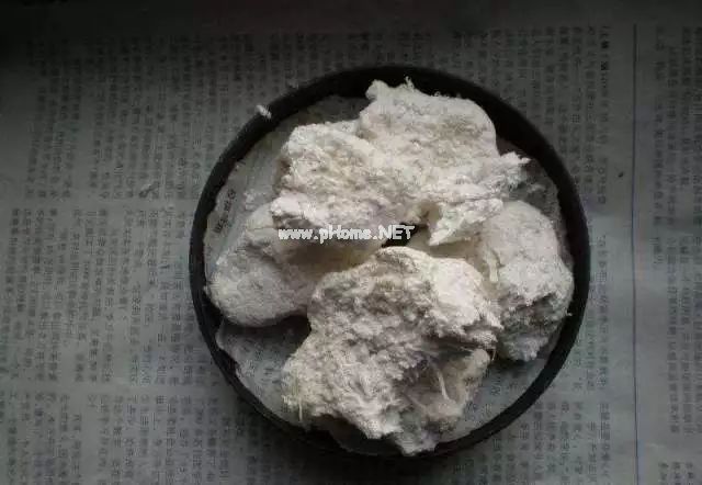 水中泡一下，辨知真与假 ------西红花的真伪面貌