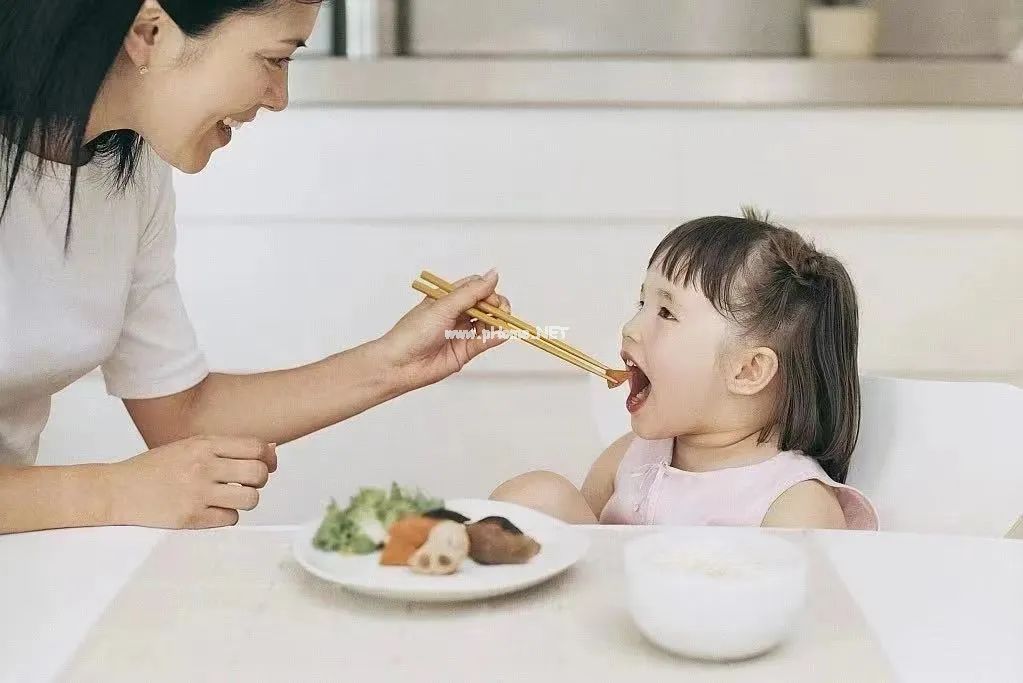 孩子反复积食，这样分阶段护理！