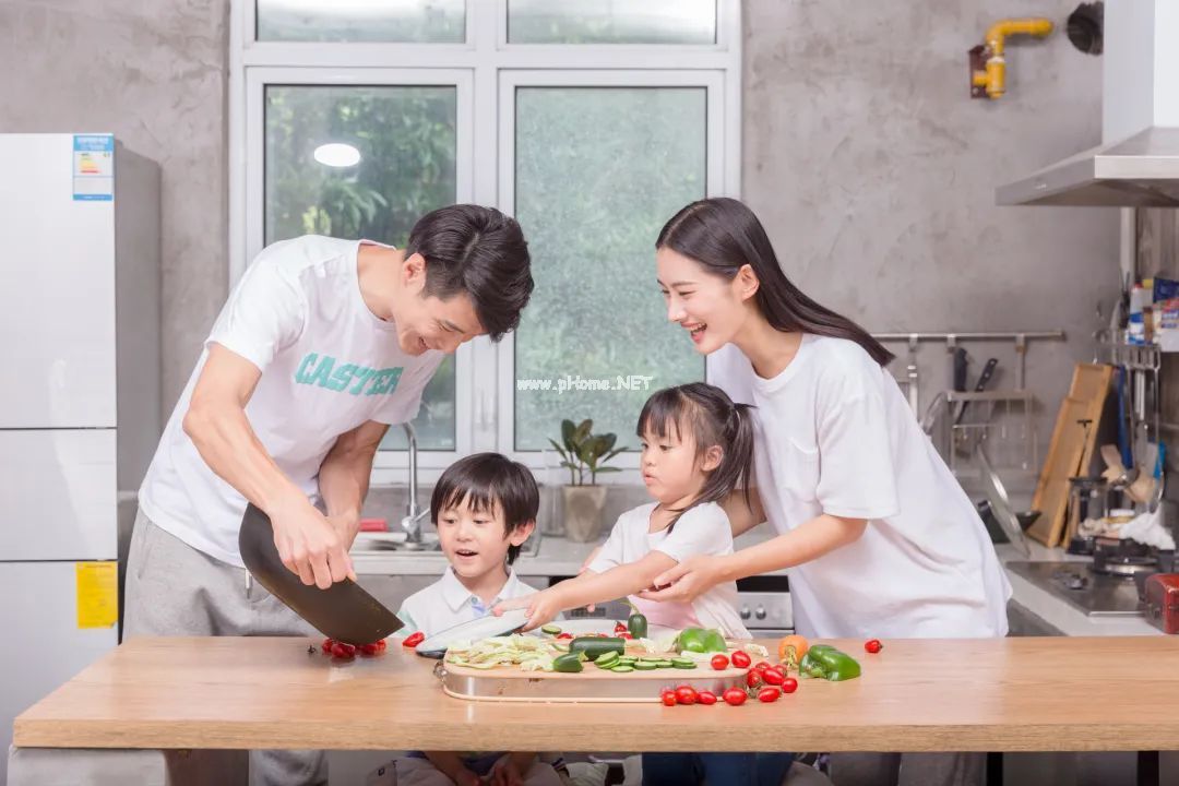 教小学生做饭！中医父母这样做，让孩子一生受益！